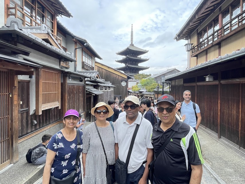 Kyoto in One Day: Sightseeing at Kodaiji & Light meal at Cafe Soiree