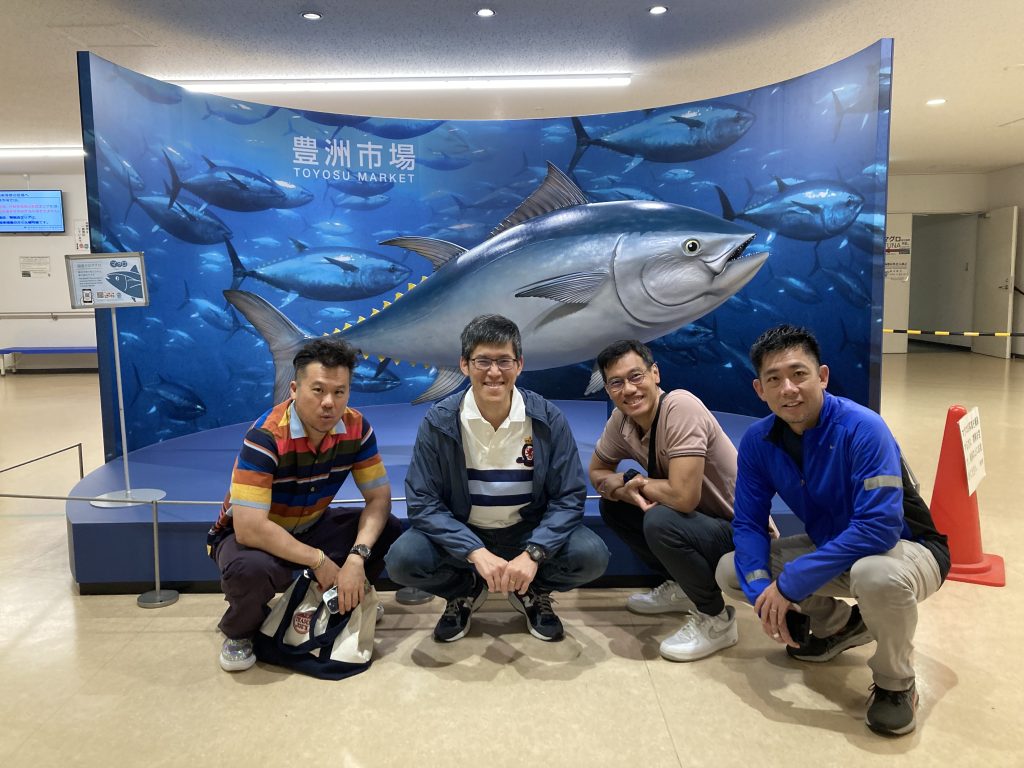 Toyosu Tuna Auction & Tsukiji Local Food Tour