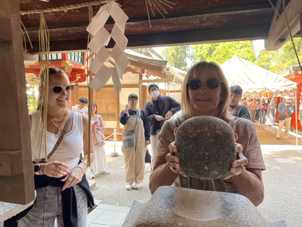 Kyoto in One Day: Fushimi Inari sightseeing & Nijo Castle sightseeing