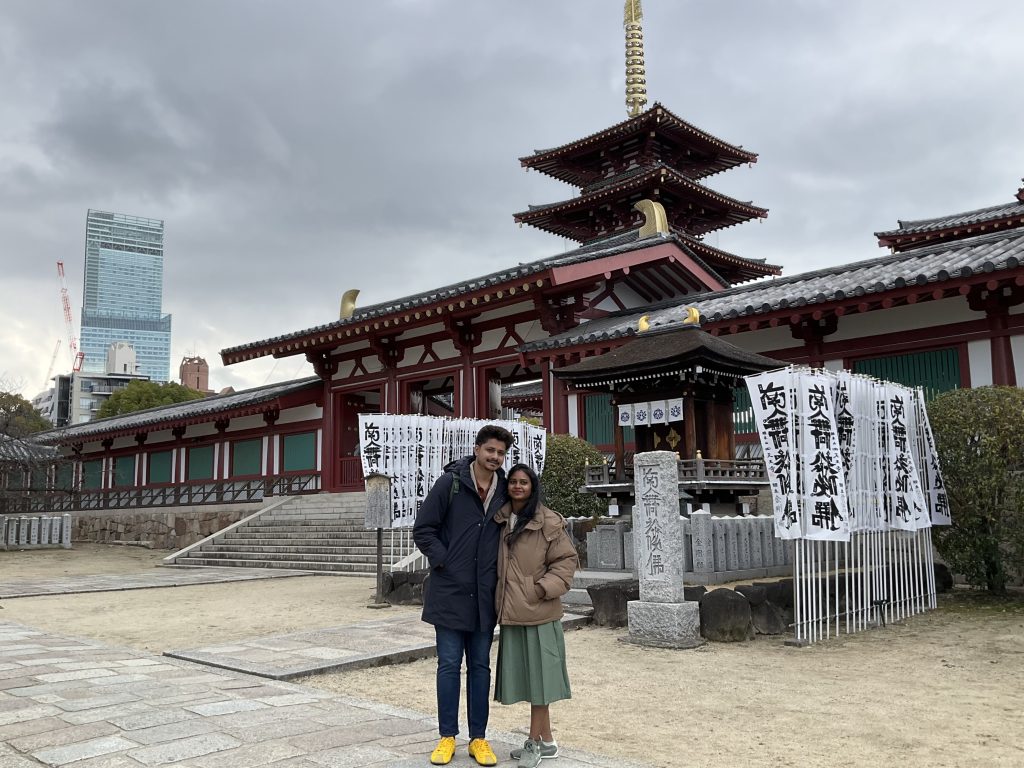 Osaka in Half a Day: @Namba Yasaka Shrine & @Shinsekai