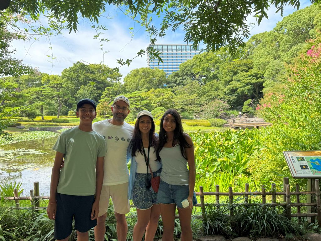 Tokyo: Meiji Shrine & Harajuku Takeshita Street