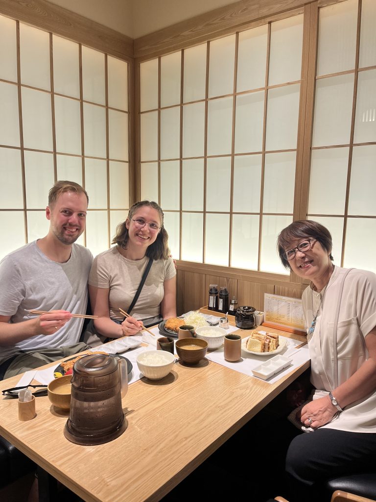 Tokyo in Half a Day: Tokyo Tower & Meiji Shrine