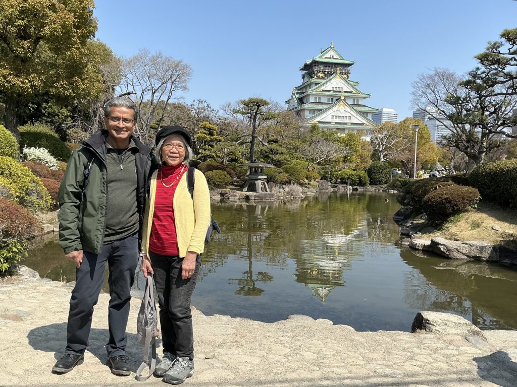 Osaka in Half a Day: @ Osaka Castle & @ Shitennoji Temple