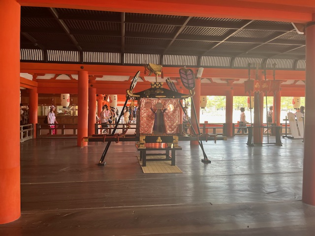 Hiroshima in One Day: JR: Miyajimaguchi → Yokogawa