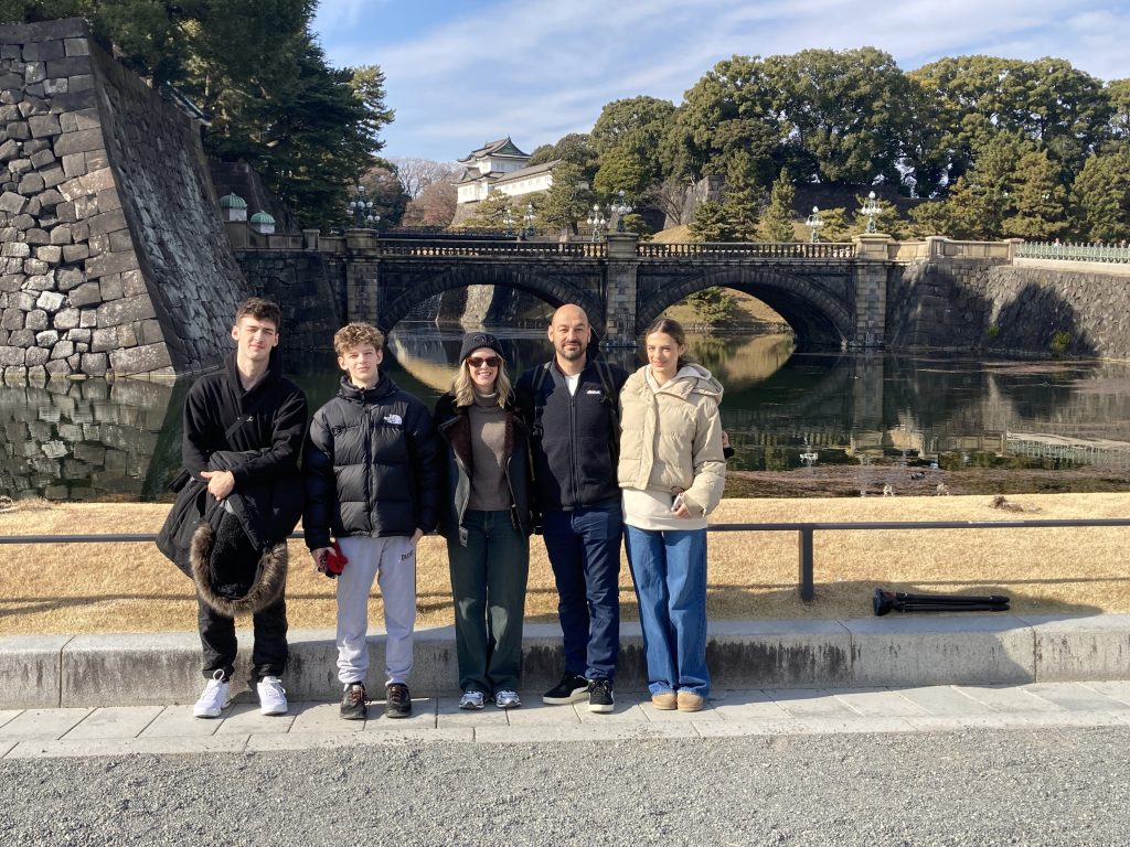 Tokyo: Walk from Tsukiji to Ginza & Asakusa/Sensoji Temple.