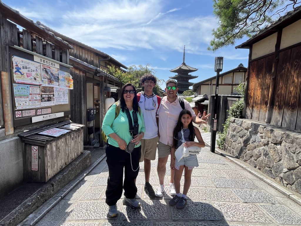 Kyoto in One Day: @ Nijo Castle & @ Higashiyama Area