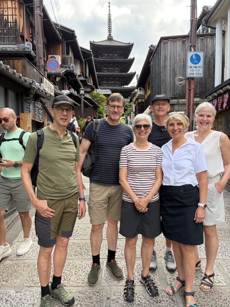 Kyoto in One Day: Kiyomizu-dera & Nijo Castle