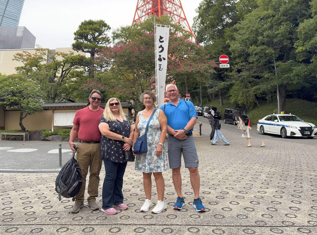 Tokyo: Tokyo Tower & Shinjuku Golden Gai