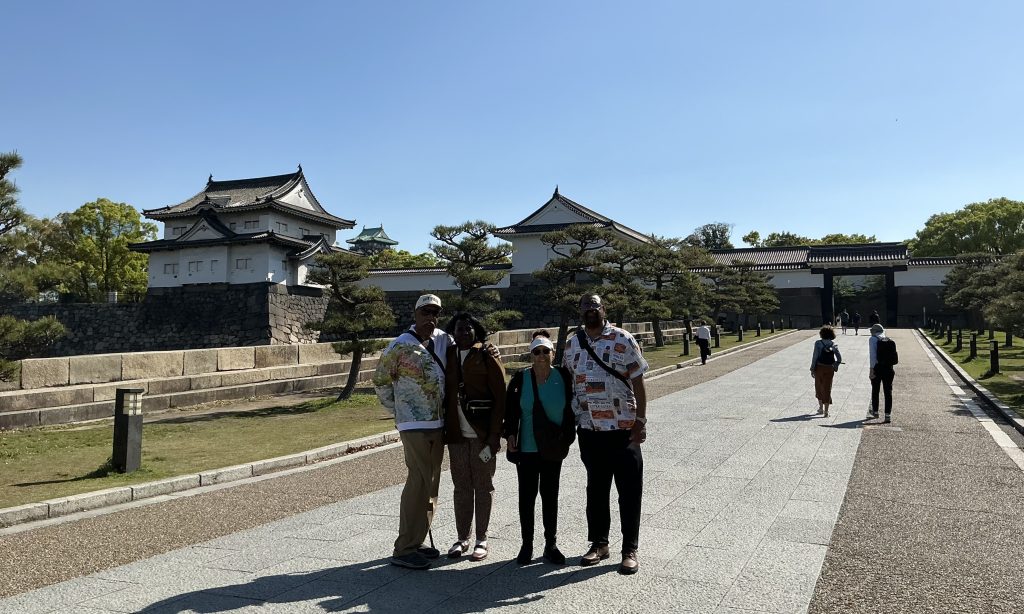 Osaka: @ Osaka Castle & @Naniwa Nipponbashi Theater