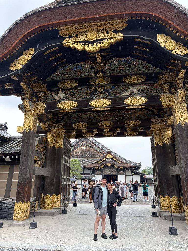 Kyoto in Half a Day: Nijo Castle & Fushimi Inari Taisha Shrine