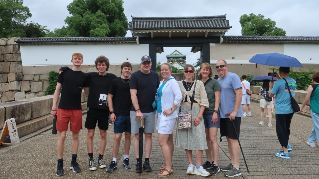 Osaka in One Day: Osaka Castle & return to your hotel