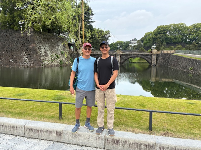 Tokyo in One Day: Tsukiji Outer Market & Tokyo Station & Akihabara