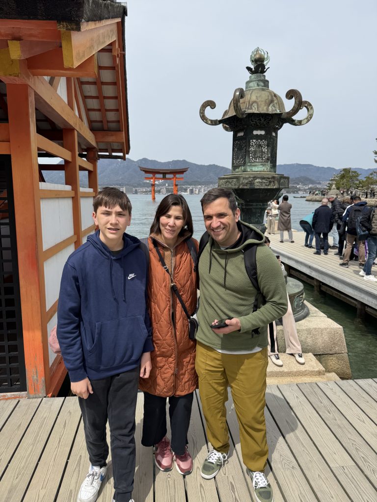 Hiroshima in One Day: Miyajima　　 & To the hotel