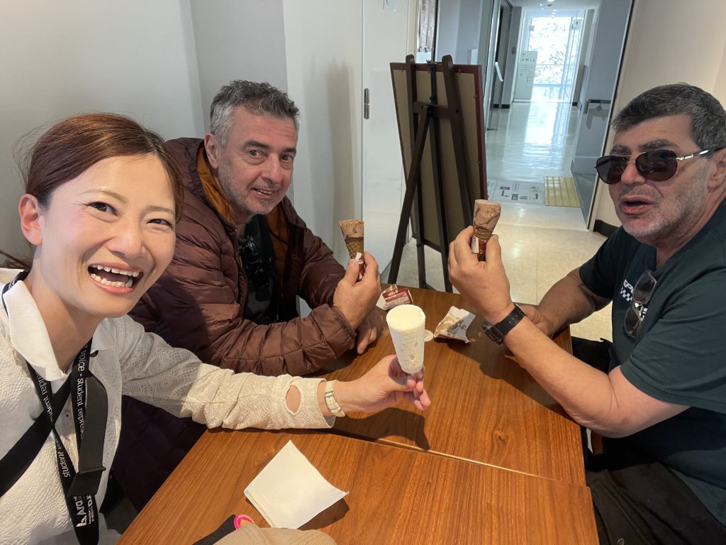 Hiroshima: Japanese Garden "Shukkeien" & Lunch <Okonomiyaki>