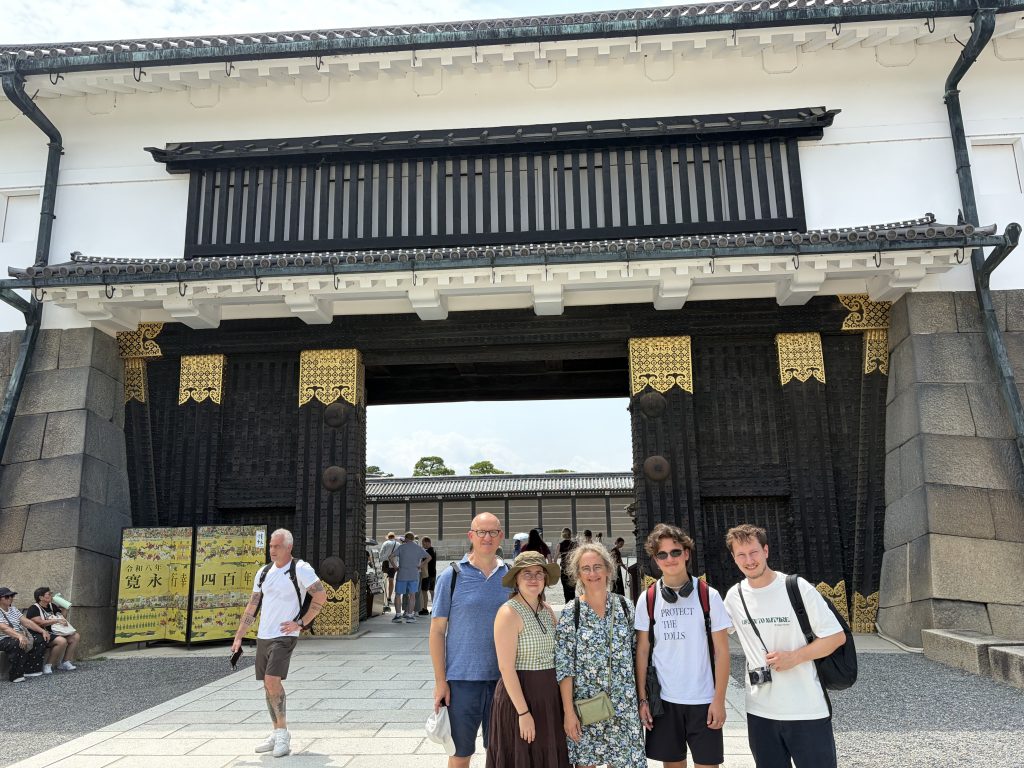 Kyoto in Half a Day: Nijo Castle & Kinkaku-ji