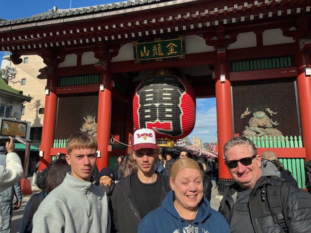 Tokyo in One Day: Tsukiji Outer Market & Shibuya