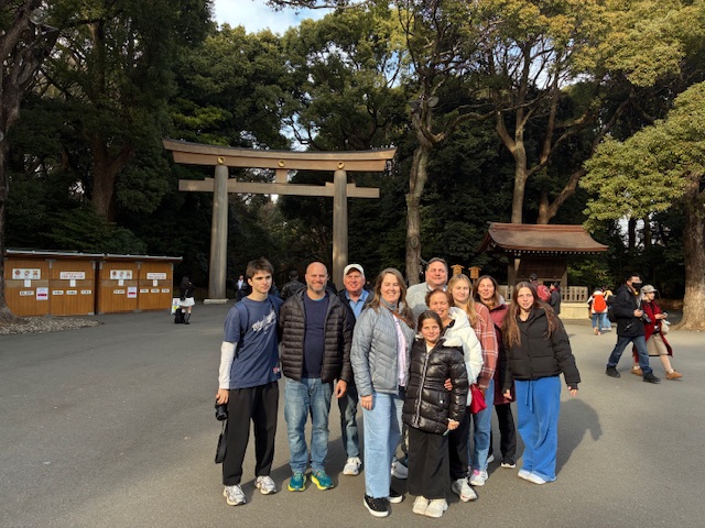 Tokyo in Half a Day: Meiji Shrine & Shinjuku area