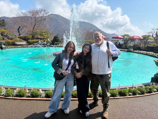 Kanagawa: Gora Park & Hakone Shrine