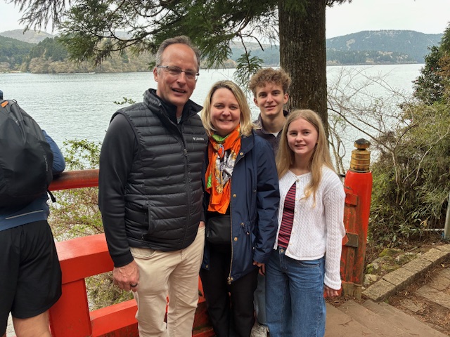 Kanagawa in One Day: Owakudani & Hakone Shrine