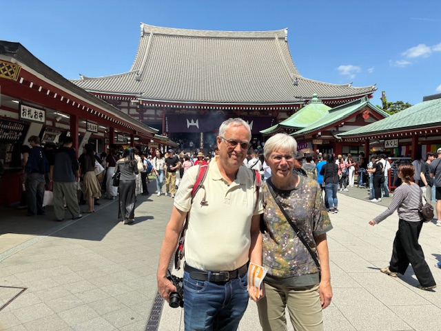 Tokyo in One Day: Tsukiji Outer Market & Meiji Shrine