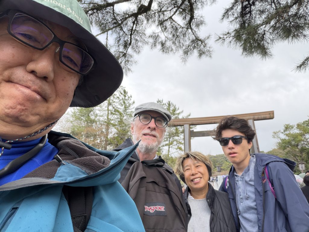 Mie in Half a Day: Tour of Geku & Worship at Naiku