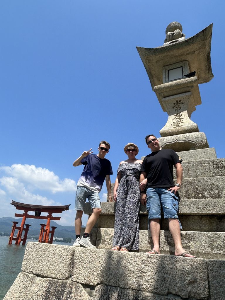 Hiroshima in One Day: Hiroshima Station & Hiroshima Peace Park