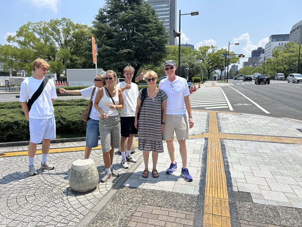 Hiroshima in One Day: Hiroshima Peace Park & Miyajima