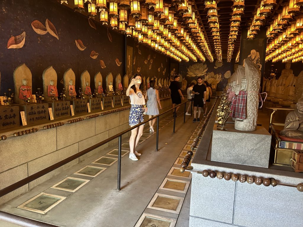 Hiroshima in One Day: Miyajima & Atomic Bomb Dome