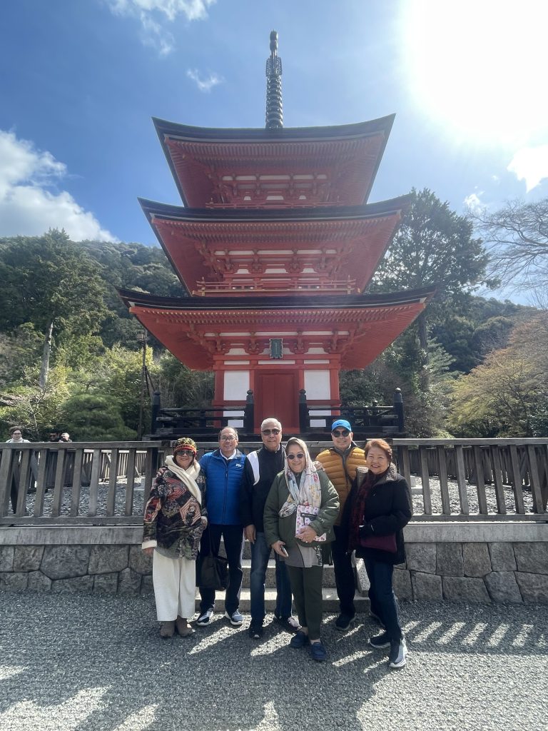 Hyogo in One Day: Travel by car & Buy lunch at FamilyMart