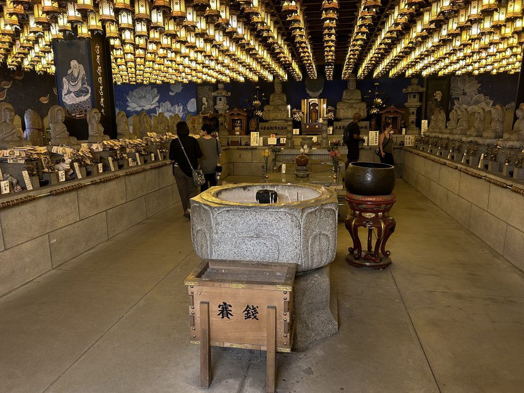 Hiroshima in One Day: Miyajima & Atomic Bomb Dome