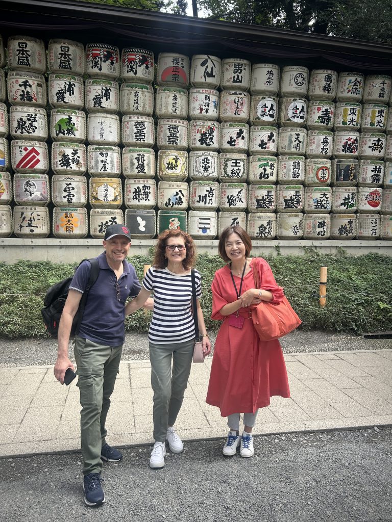 Tokyo in One Day: Meiji Shrine & Kagurazaka stroll