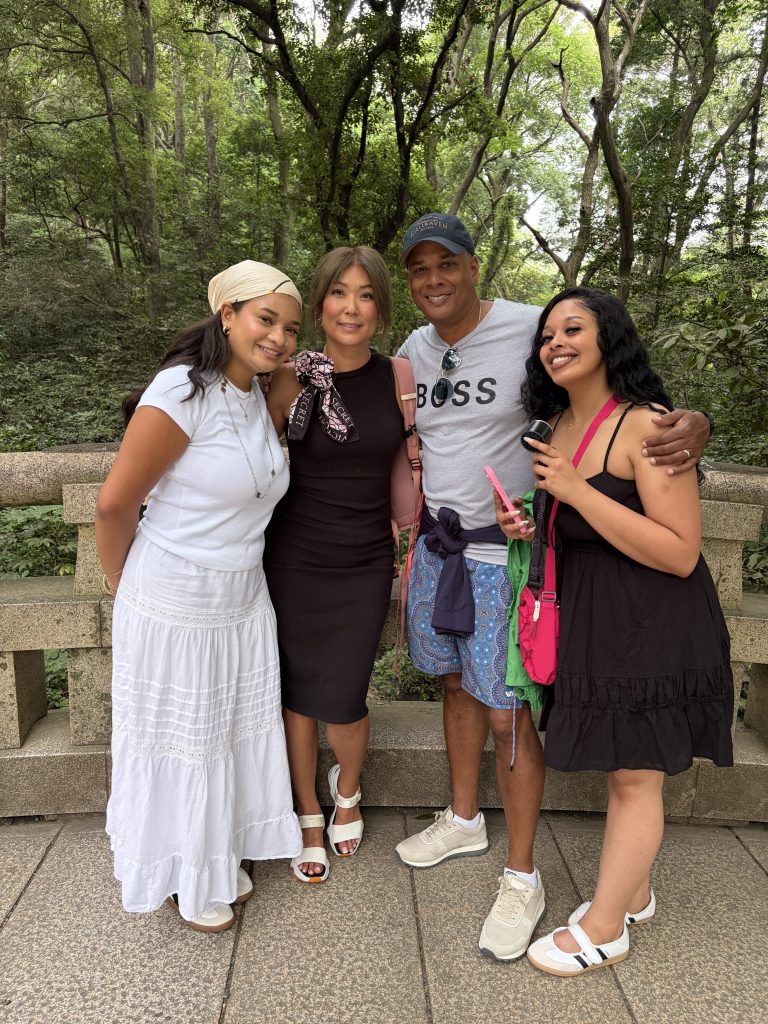 Tokyo in One Day: Meiji Shrine & Ginza Nissan Crossing Cafe