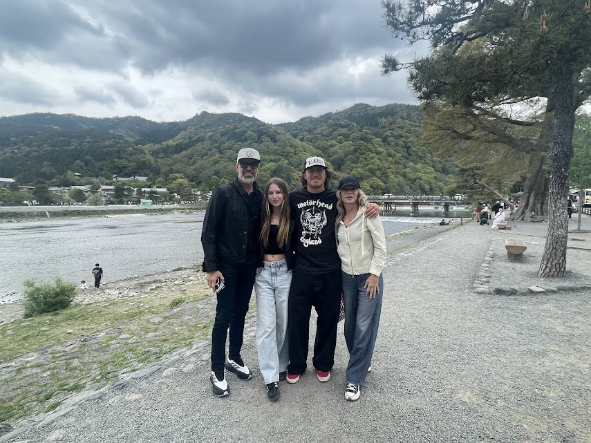 Kyoto: Travel by car & Sightseeing at Nijo Castle