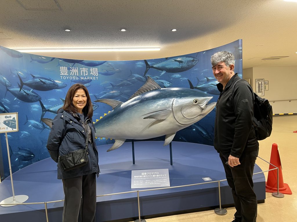 Toyosu Tuna Auction & Tsukiji Local Food Tour