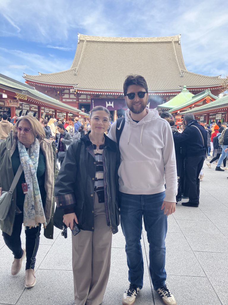 Tokyo in One Day: Hotel Cabin Shinjuku & Asakusa Sensoji Temple