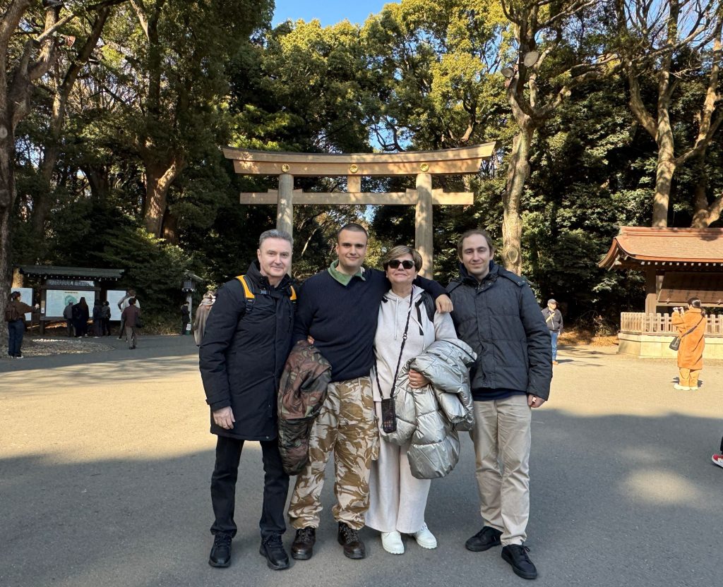 Tokyo: Meiji Jingu Shrine & Akihabara