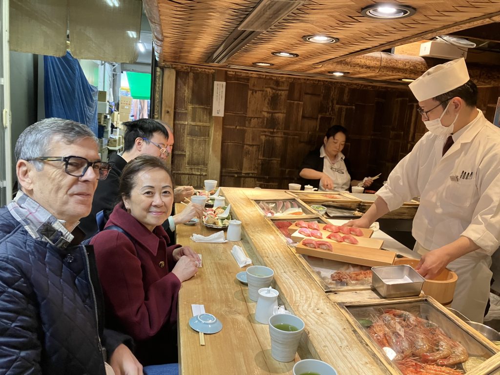 Tokyo: @ Tsukiji Outer Market