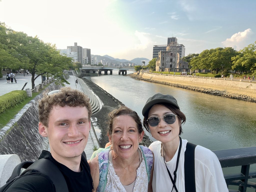 Hiroshima in One Day: Miyajima & Disperse@Hotel Hiroshima