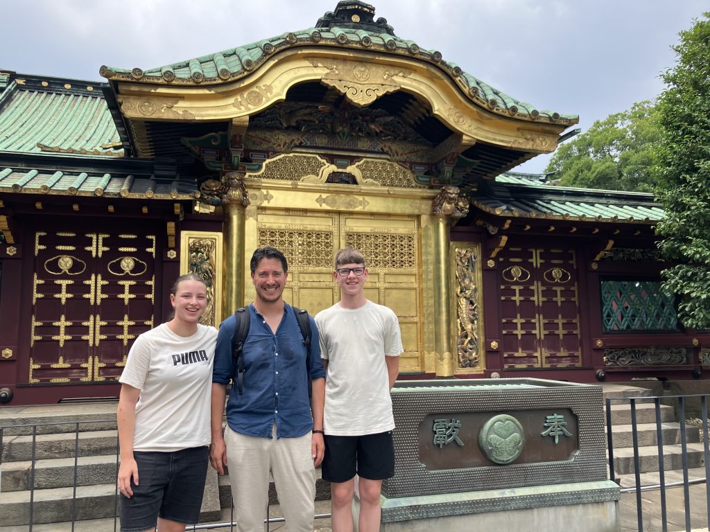 Tokyo in Half a Day: Knot Shinjuku & Shibuya Crossing