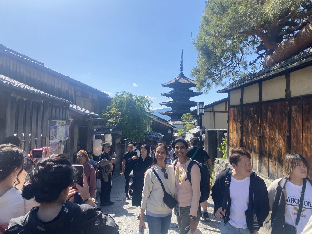Kyoto in One Day: Guide to Fushimi Inari Taisha & Disband @ Kyoto