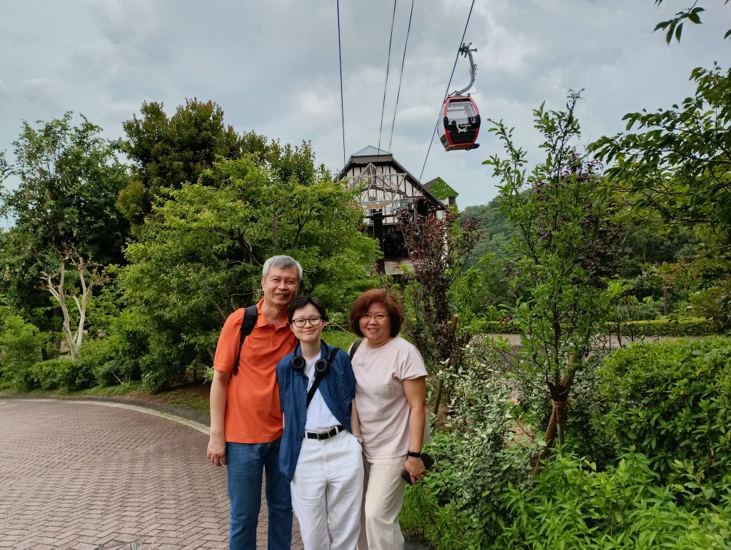 Hyogo in Half a Day: Hamafukutsuru Museum & Kobe Herb Garden