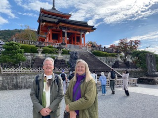 Kyoto in One Day: Yasaka Shrine visit & Fushimi Inari Taisha visit
