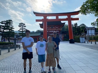 Kyoto in One Day: Fushimi Inari visit & Kinkakuji visit