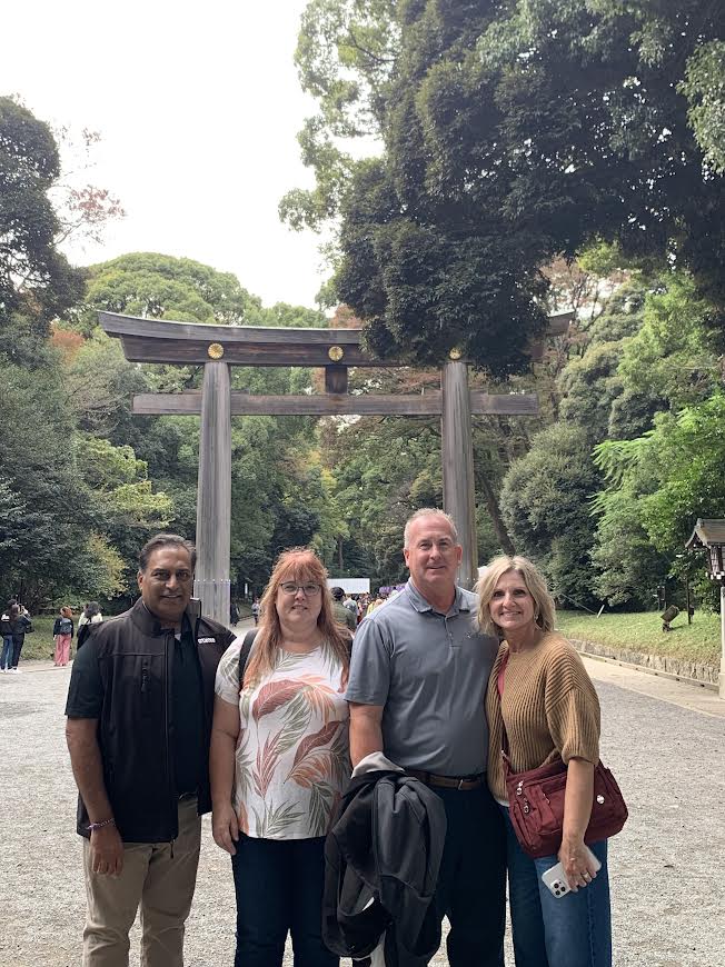 Tokyo in One Day: Tsukiji Fish Market & Shibuya crossing