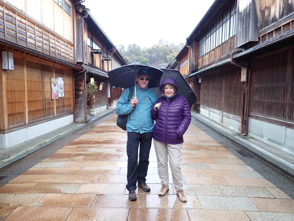 Ishikawa in One Day: Seisonkaku & Disperse at Kanazawa Station