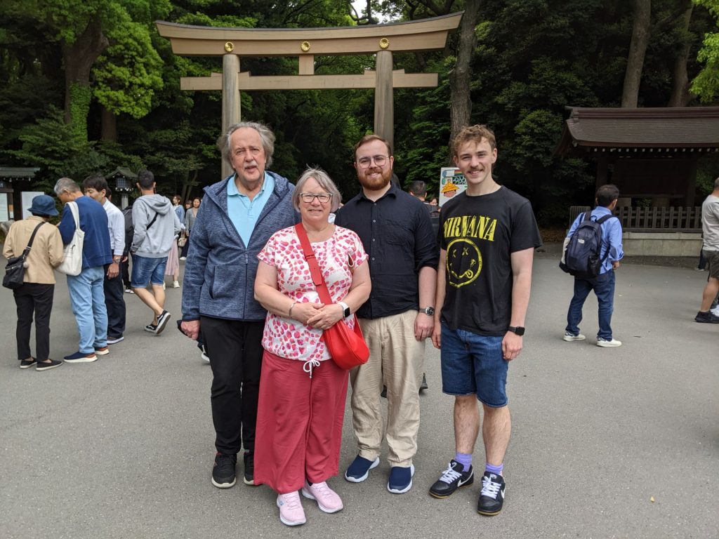 Tokyo: Meiji Shrine & Hamarikyu