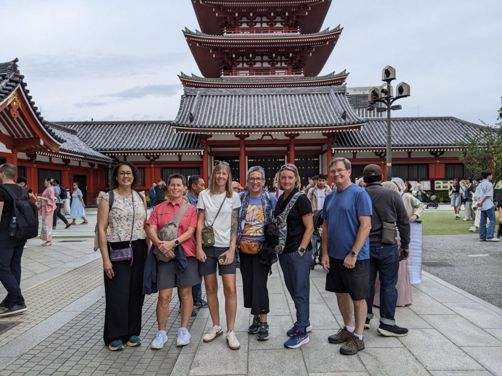 Tokyo in One Day: Sensoji Temple & Tsukiji Market