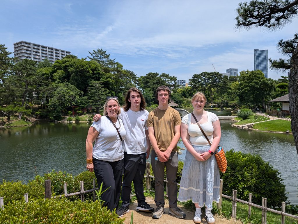 Hiroshima Peace Park Customized Tour