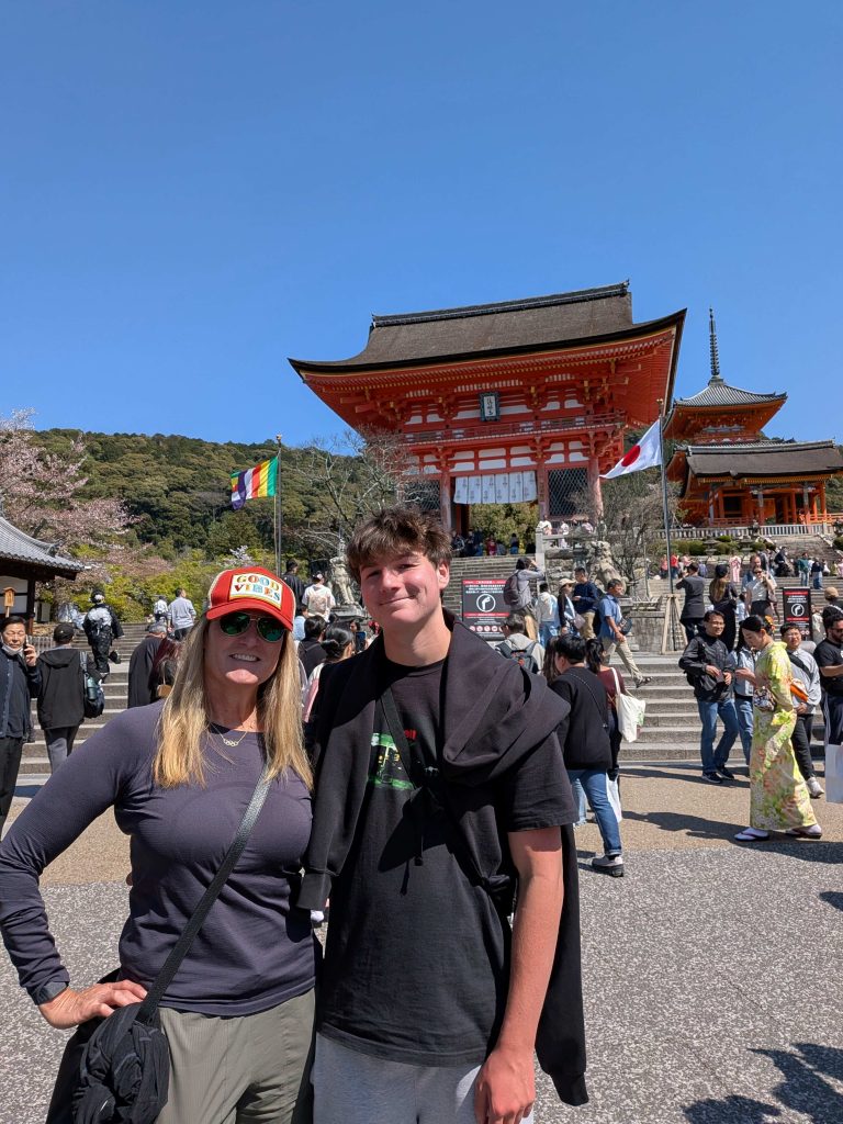 Kyoto in One Day: Nijo Castle & Fushimi Inari Taisha