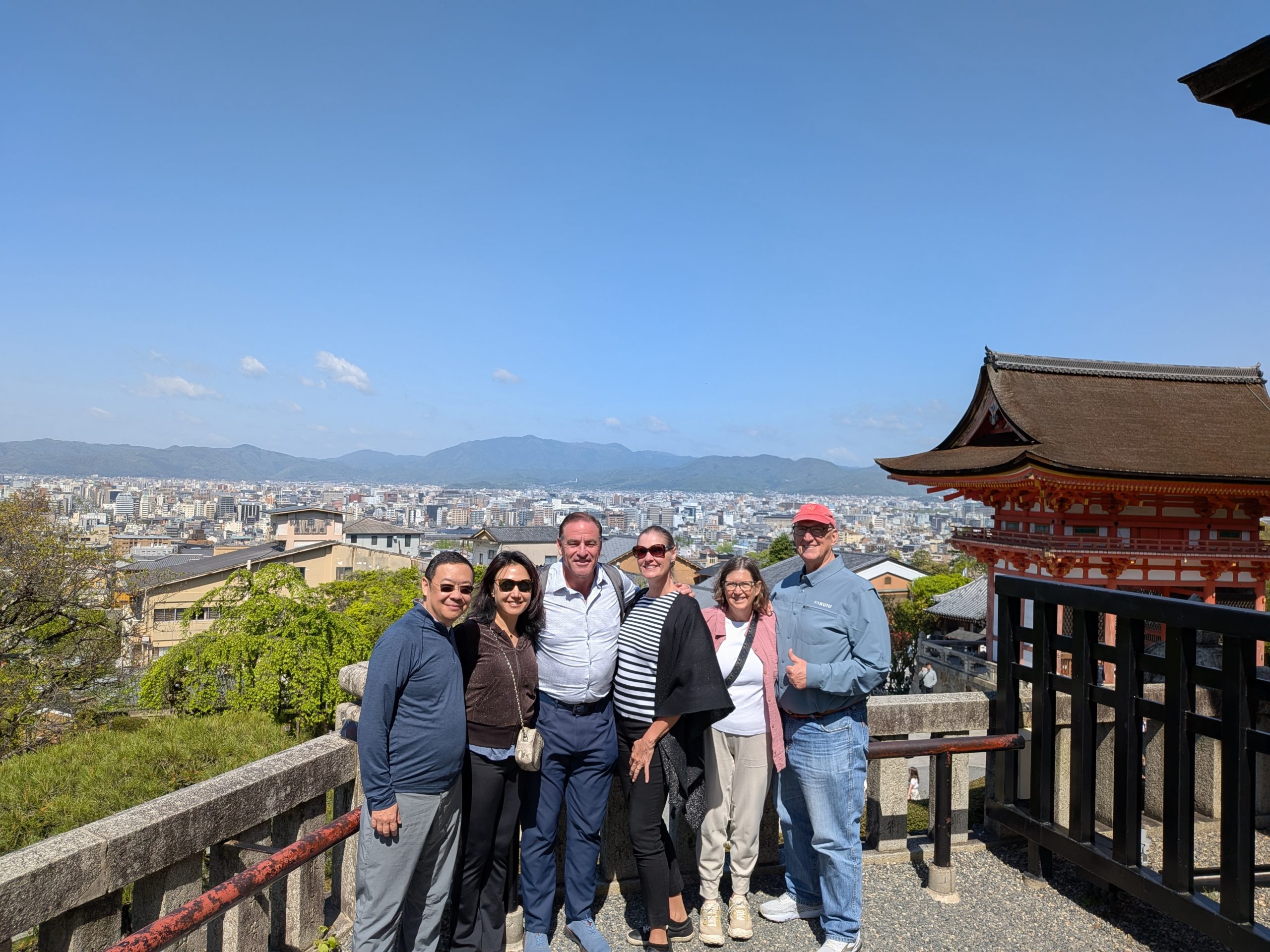 Kyoto in One Day: Pottery shop tour & Return to Hotel
